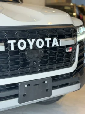 Toyota Land Cruiser LC300 GR 2021 Diesel