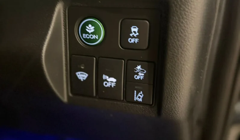 
								Honda Vezel Hybrid AWD 2019 full									