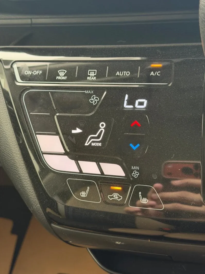 
								Mitsubishi ek X 2019 Hybrid Turbo MI-Pilot Two Tone full									