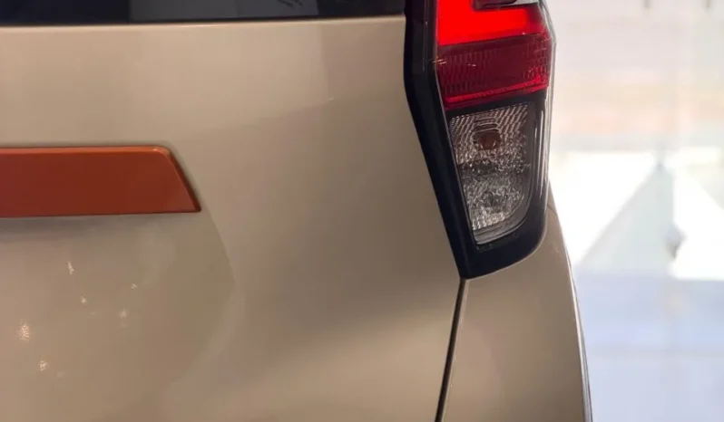 
								Mitsubishi ek X 2019 Hybrid Turbo MI-Pilot Two Tone full									