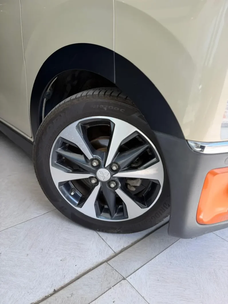 
								Mitsubishi ek X 2019 Hybrid Turbo MI-Pilot Two Tone full									