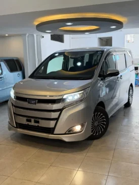 Toyota Noah Non Hybrid 2020 8 Seater