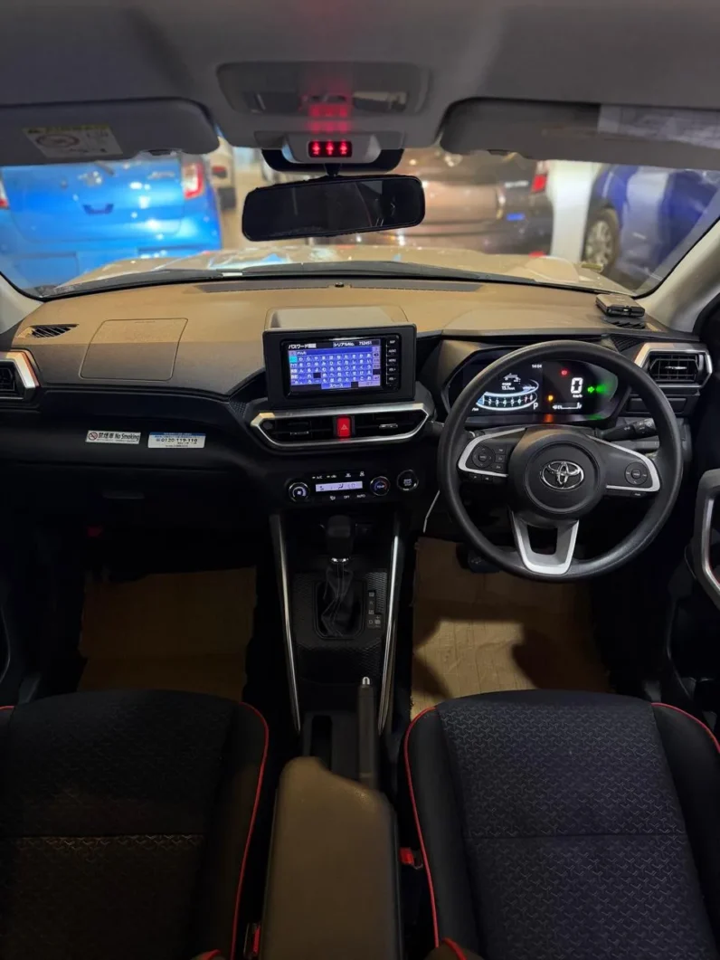 
								Toyota Raize 2019 G full									