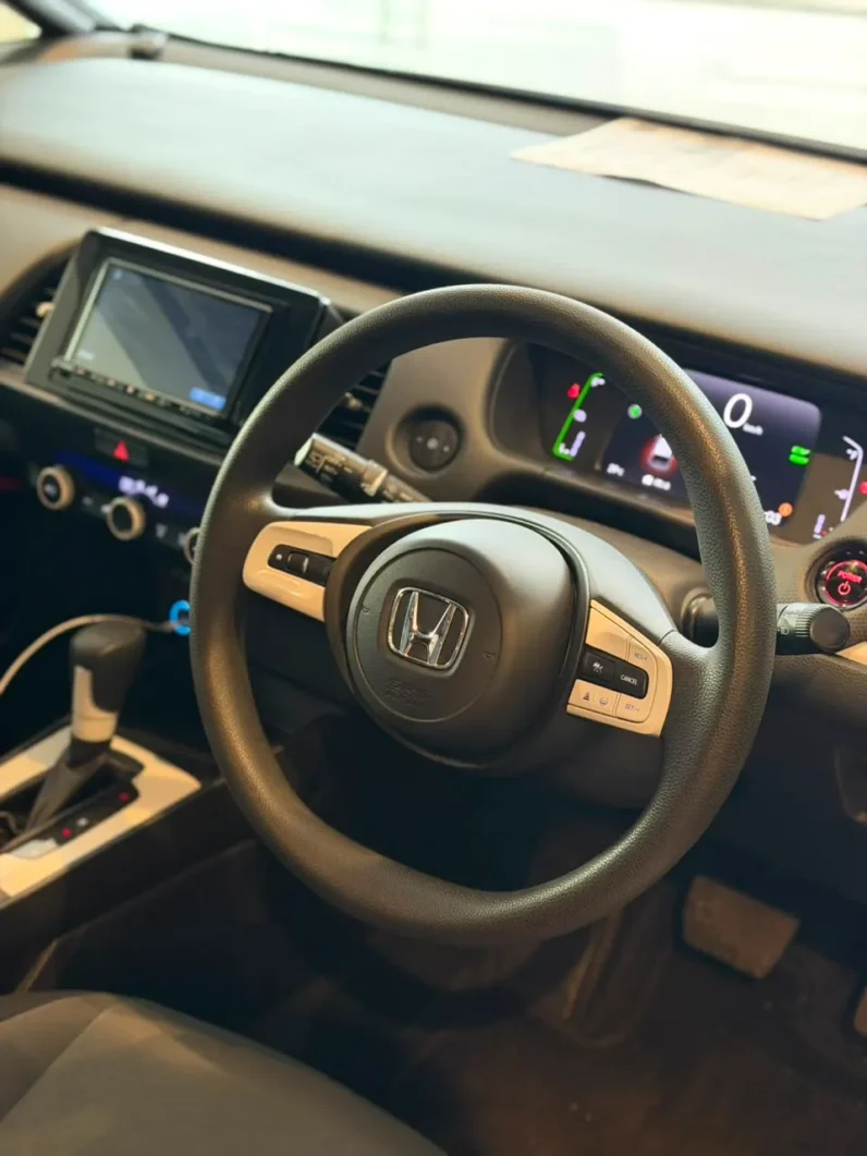 
								Honda Fit e-HEV 2020 full									