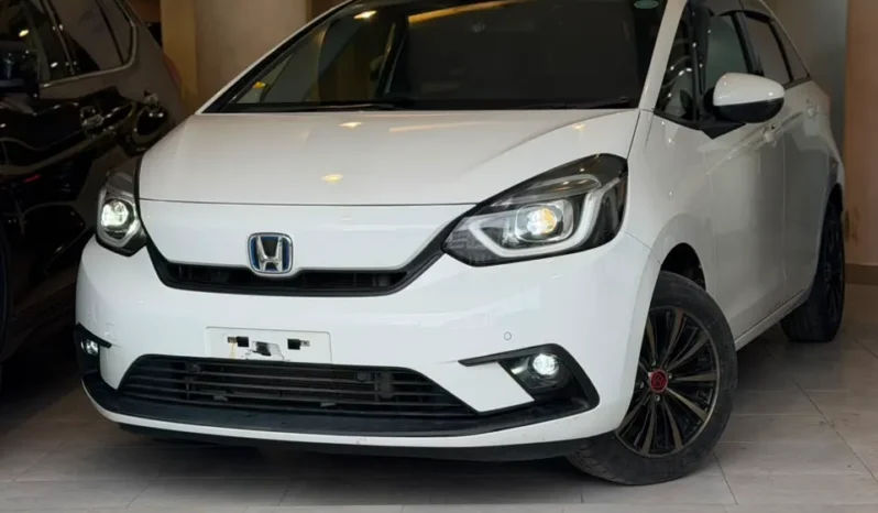 
								Honda Fit e-HEV 2020 full									