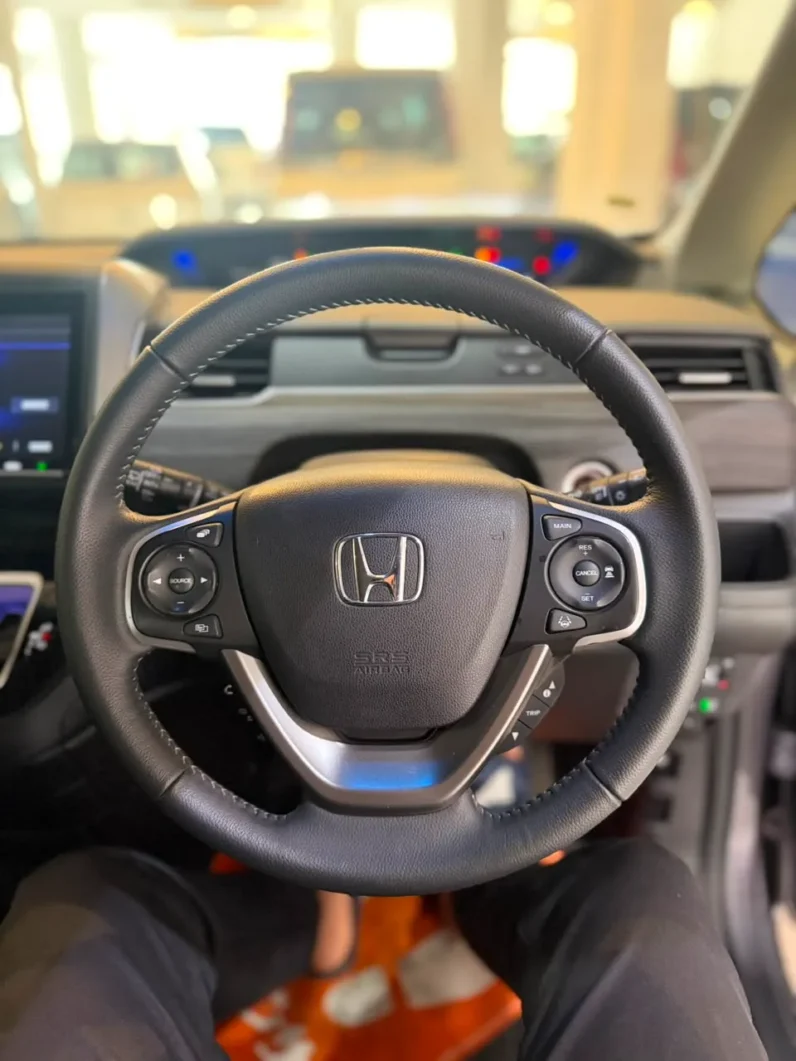 
								Honda Freed+ Hybrid 2019 full									