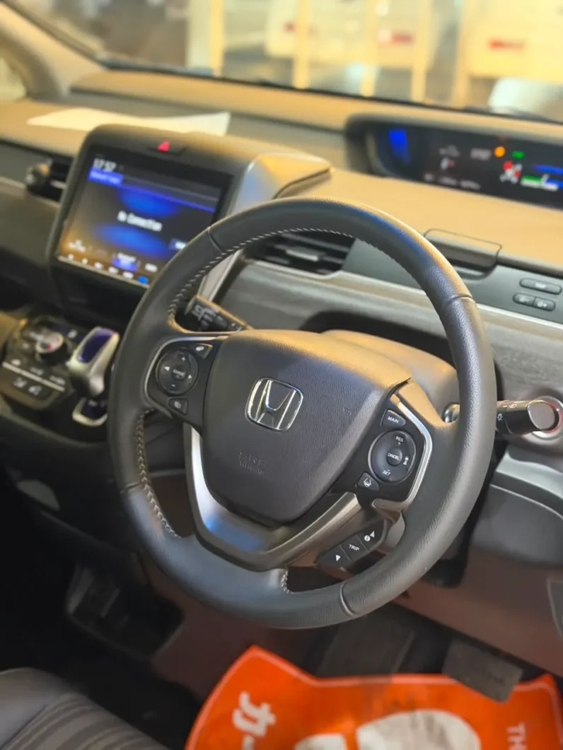 
								Honda Freed+ Hybrid 2019 full									