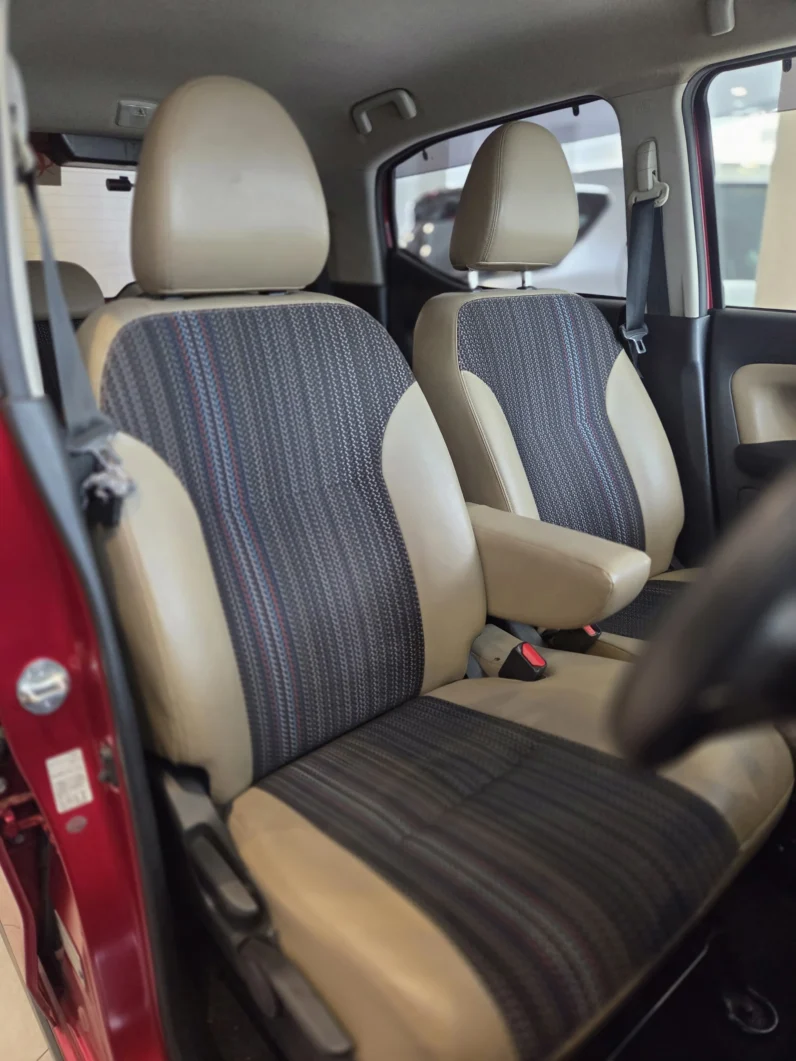 
								Mitsubishi eK X 2019 Hybrid G full									