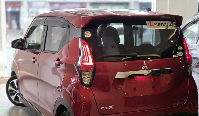 
								Mitsubishi eK X 2019 Hybrid G full									