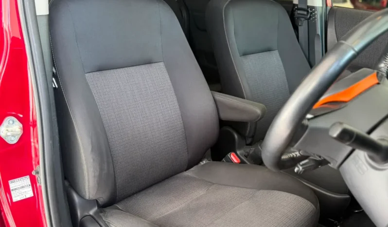 
								Toyota Sienta Hybrid 2019 G full									