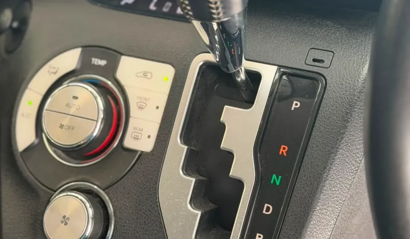 
								Toyota Sienta Hybrid 2019 G full									