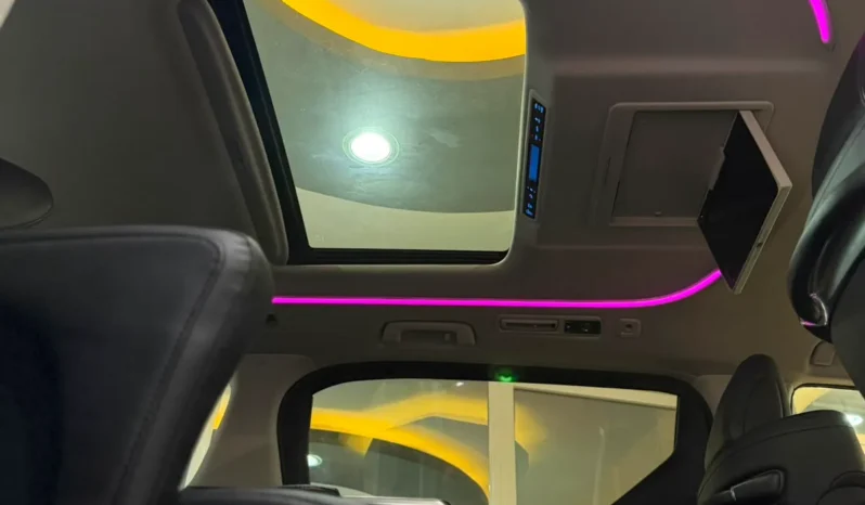 
								Toyota Vellfire 2019 Z G Edition Double Sunroof Power Captain Seats full									