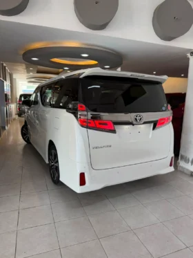 Toyota Vellfire 2019 Z G Edition Double Sunroof Power Captain Seats