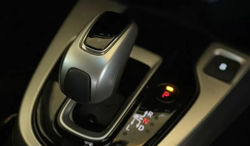 
								Honda Fit Hybrid 2019 L Honda Sensing full									