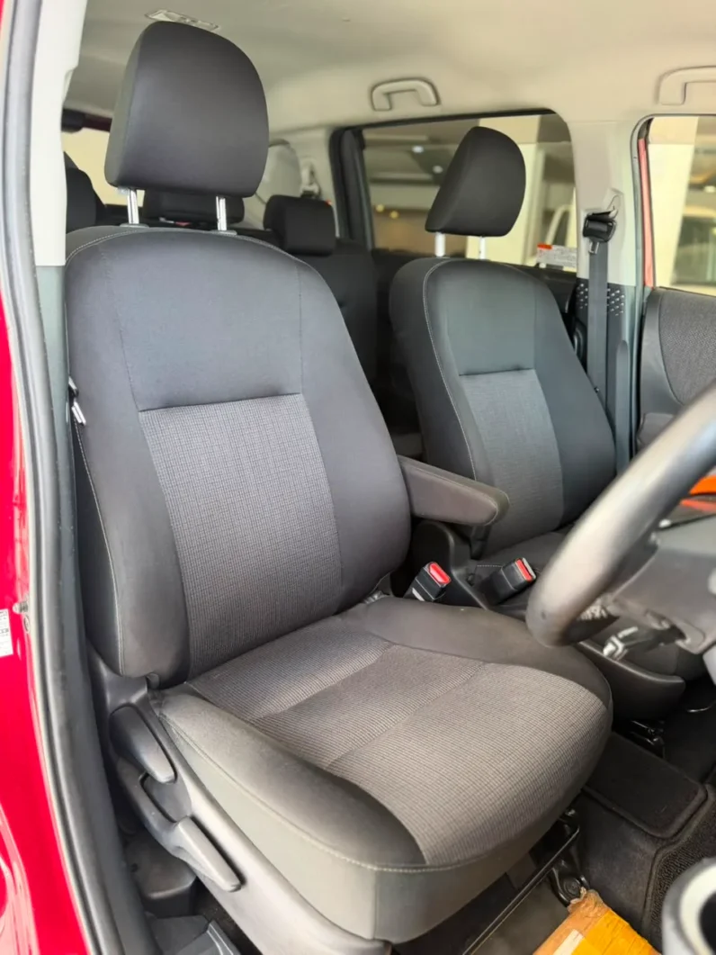 
								Toyota Sienta Hybrid 2019 G full									