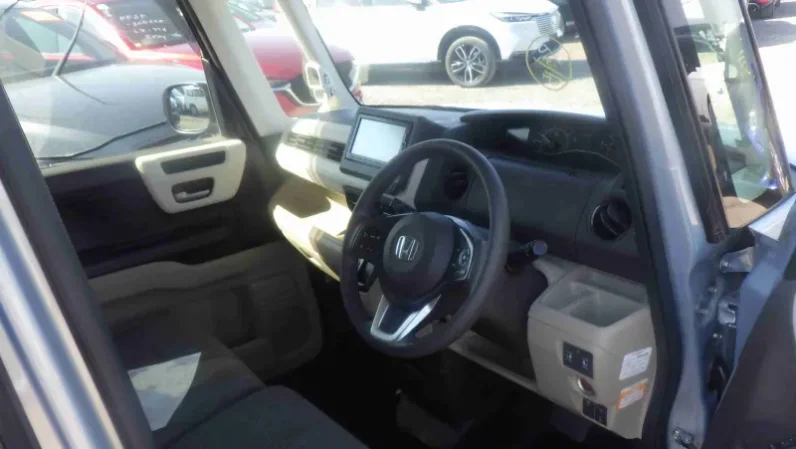 
								Honda N Box 2019 G L Honda Sensing full									