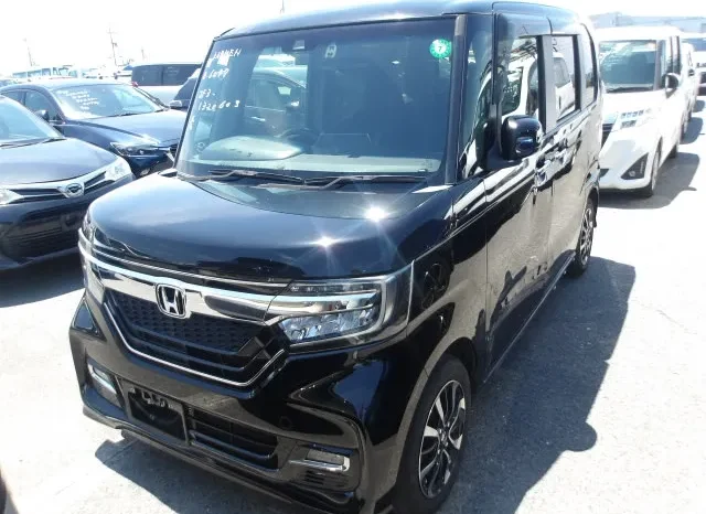 
								Honda N Box 2019 Custom G L full									