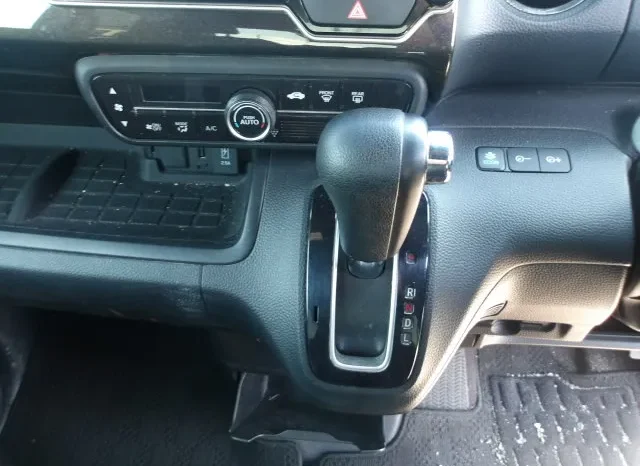 
								Honda N Box 2019 Custom G L full									
