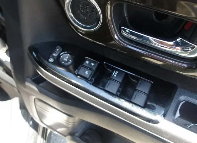 
								Honda N Box 2019 Custom G L full									