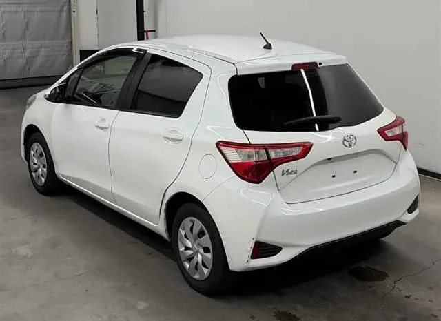 
								Toyota Vitz 2019 1000cc full									