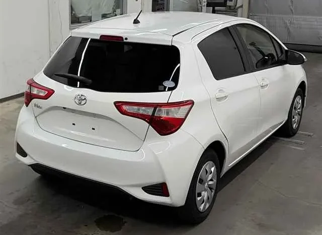 
								Toyota Vitz 2019 1000cc full									