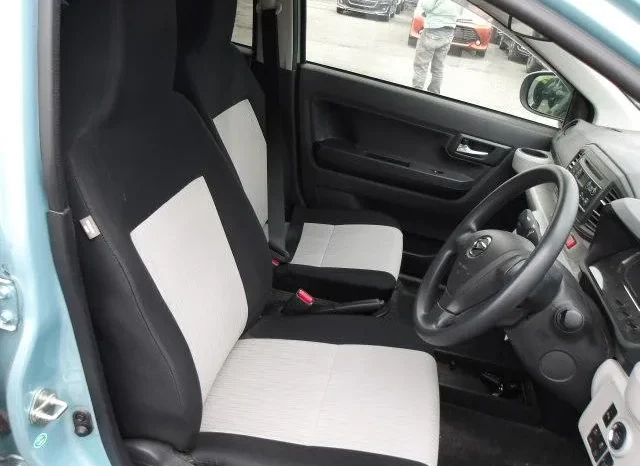 
								Daihatsu Mira e:S 2019 G full									