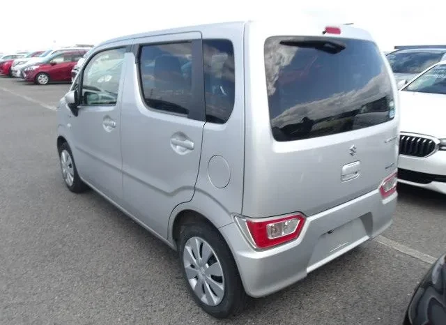 
								Suzuki Wagon R Hybrid 2019 FX full									