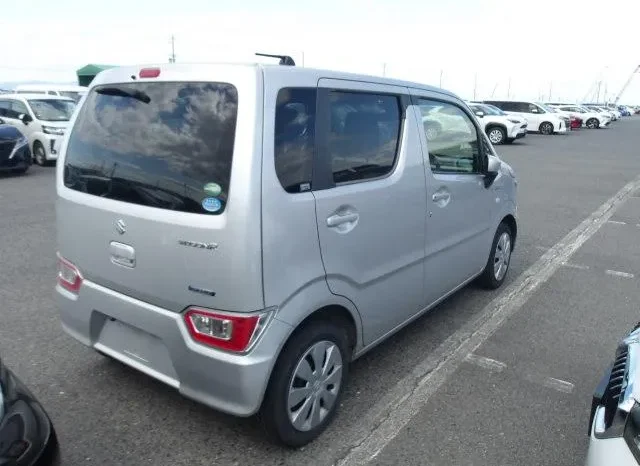 
								Suzuki Wagon R Hybrid 2019 FX full									