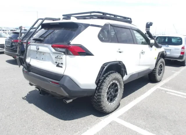 
								Toyota RAV4 Adventure 2019 G Z-PKG Overland Off-Road Edition 4×4 full									