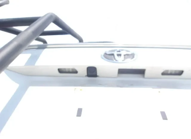 
								Toyota RAV4 Adventure 2019 G Z-PKG Overland Off-Road Edition 4×4 full									
