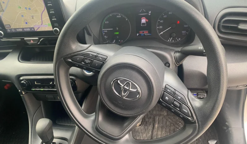 
								Toyota Yaris Hybrid 2020 full									