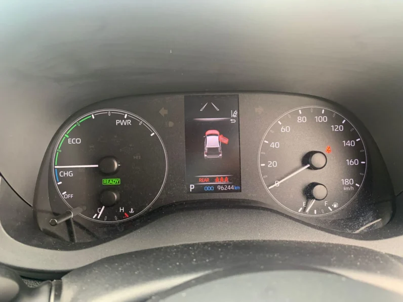 
								Toyota Yaris Hybrid 2020 full									