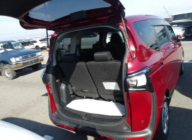 
								Toyota Sienta Hybrid 2019 G full									