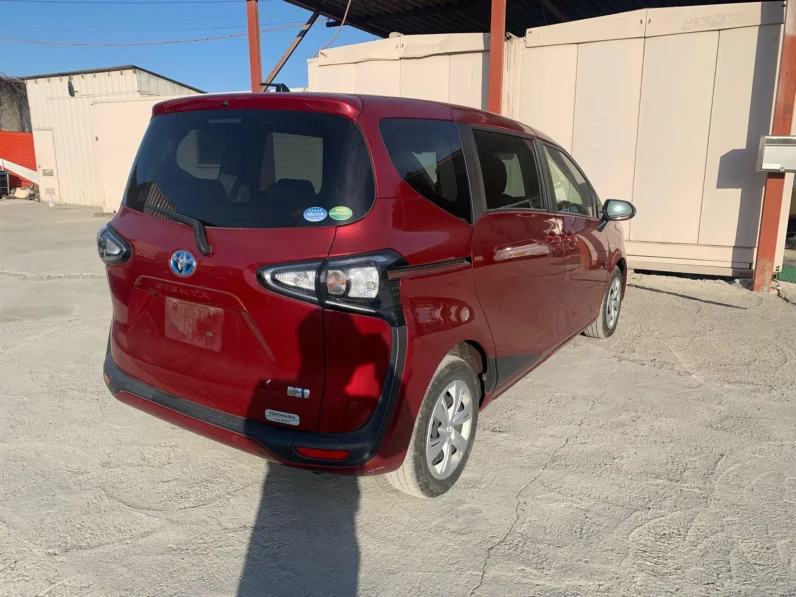 
								Toyota Sienta Hybrid 2019 G full									
