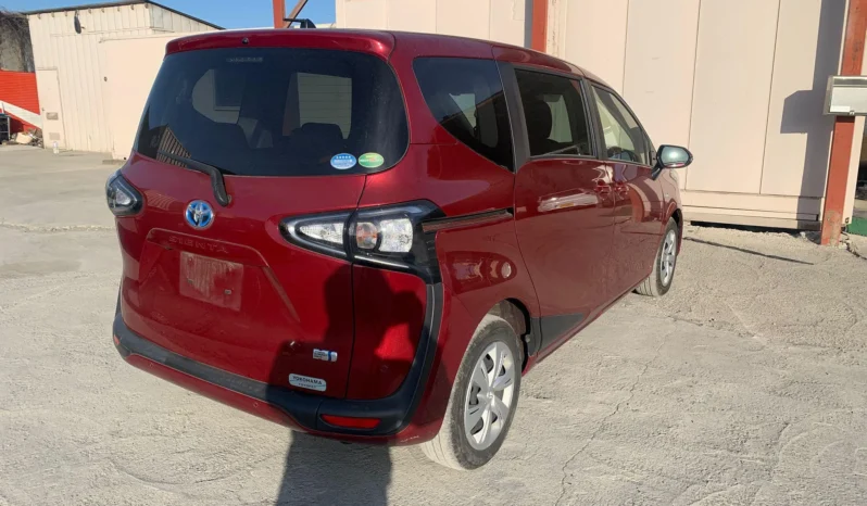 
								Toyota Sienta Hybrid 2019 G full									