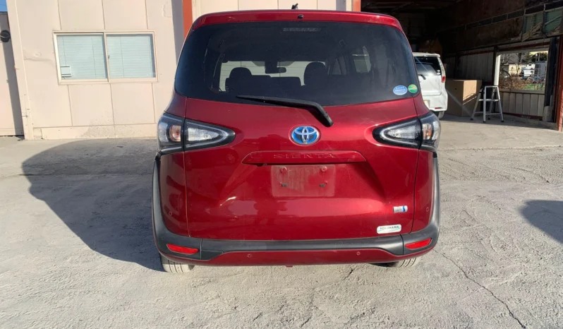 
								Toyota Sienta Hybrid 2019 G full									