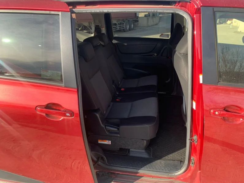 
								Toyota Sienta Hybrid 2019 G full									