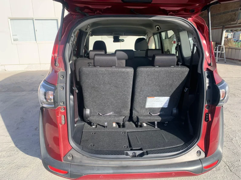 
								Toyota Sienta Hybrid 2019 G full									