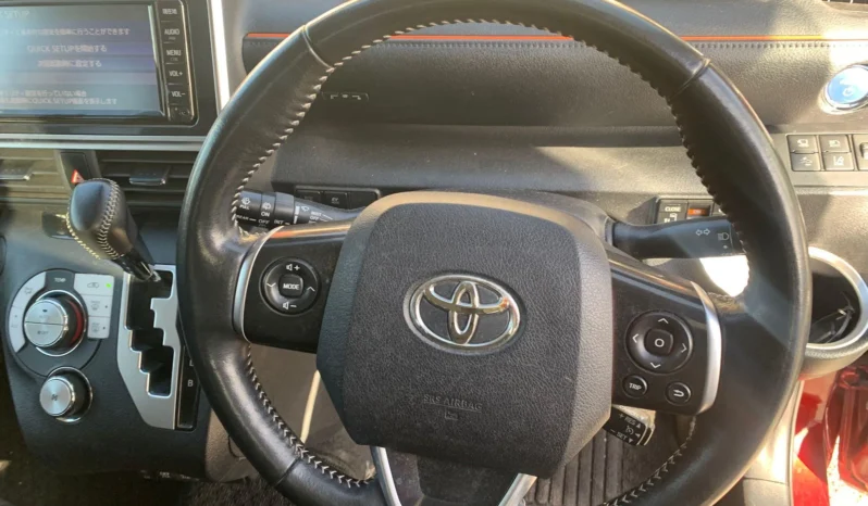 
								Toyota Sienta Hybrid 2019 G full									