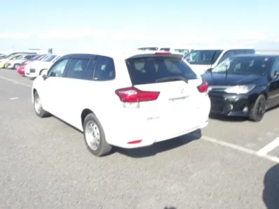 Toyota Corolla Fielder 2019 1.5G