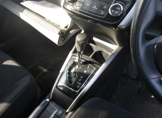 
								Toyota Corolla Fielder 2019 1.5G full									