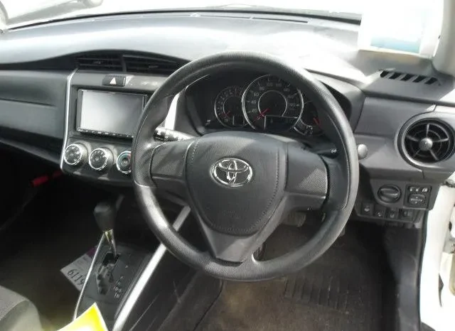 
								Toyota Corolla Fielder 2019 1.5X full									