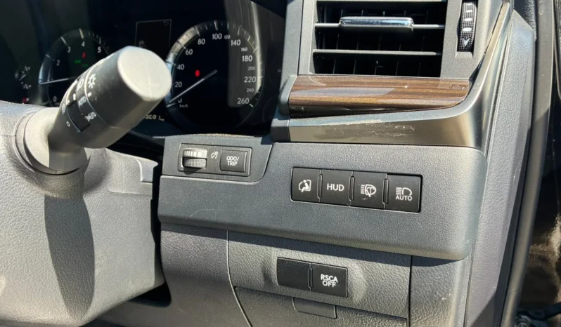 
								Lexus LX570 2020 Black Sequence Si full									