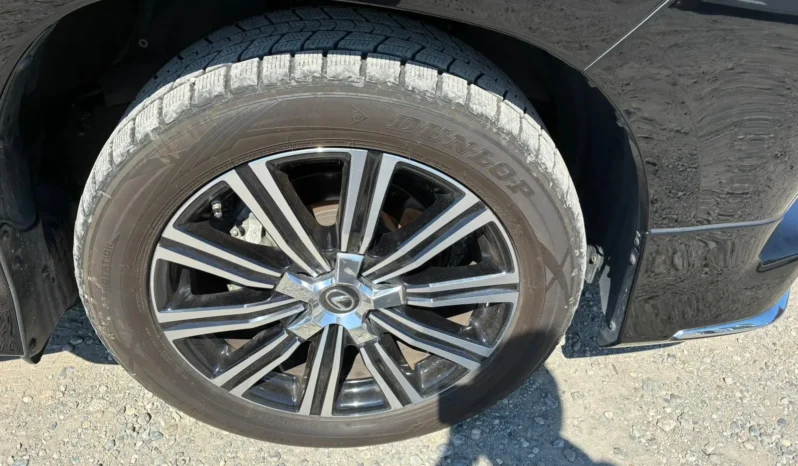
								Lexus LX570 2020 Black Sequence Si full									