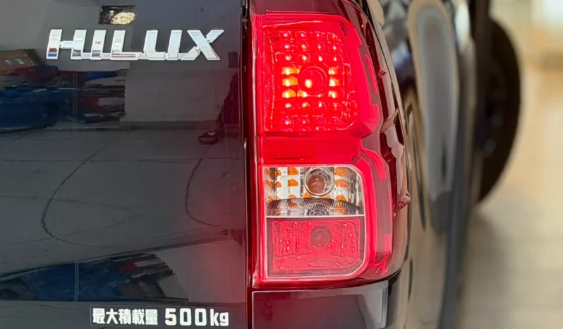 
								Toyota Hilux Double Cabin 2020 Z Black Rally Edition Automatic full									