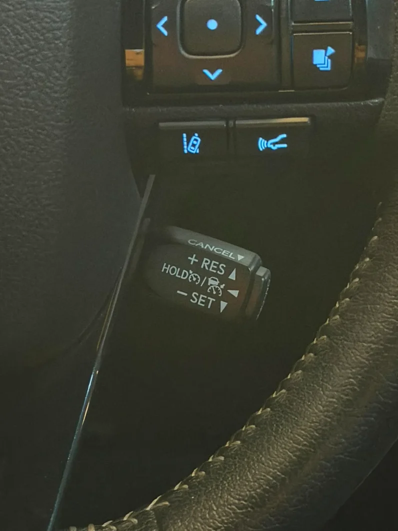 
								Toyota Hilux Double Cabin 2020 Z Black Rally Edition Automatic full									