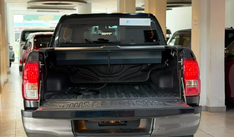 
								Toyota Hilux Double Cabin 2020 Z Black Rally Edition Automatic full									