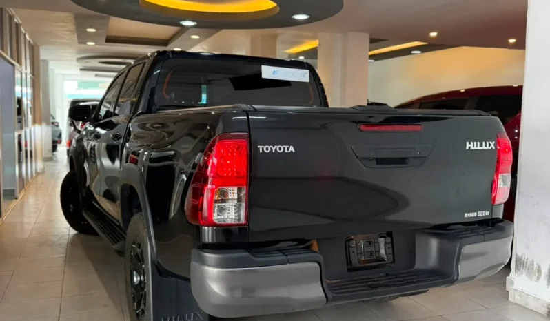 
								Toyota Hilux Double Cabin 2020 Z Black Rally Edition Automatic full									