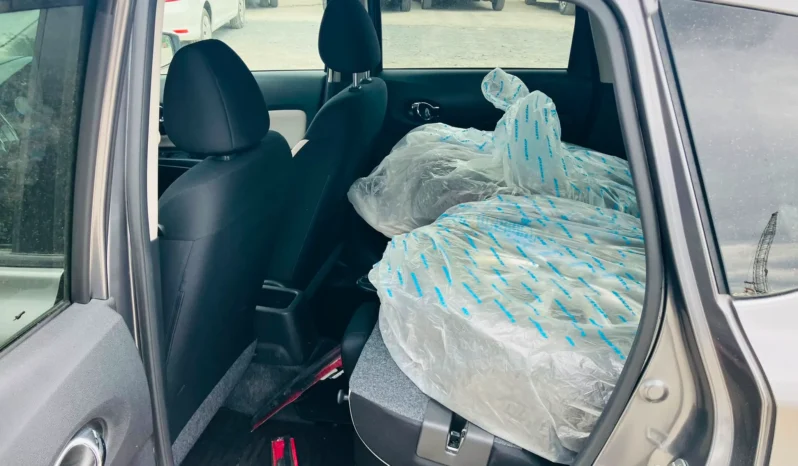 
								Nissan Note e-Power 2019 X full									