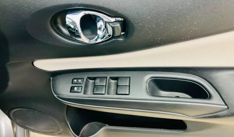 
								Nissan Note e-Power 2019 X full									